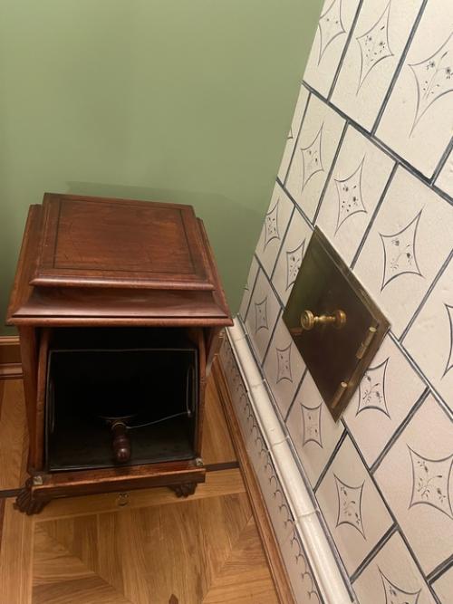 Перед вами - некоторые детали обновленного музея - квартиры Пушкина на Арбате. 04