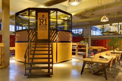 Дизайн интерьера офиса Youth Republic от студии Kontra. 03