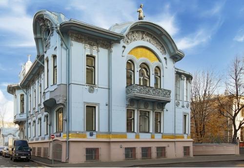 Не Шехтелем единым. 01