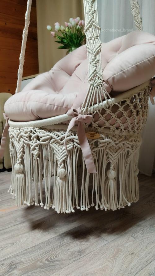 Мой последний проект - кресло - макраме для детской комнаты - уже мчится навстречу своей маленькой хозяйке. 06