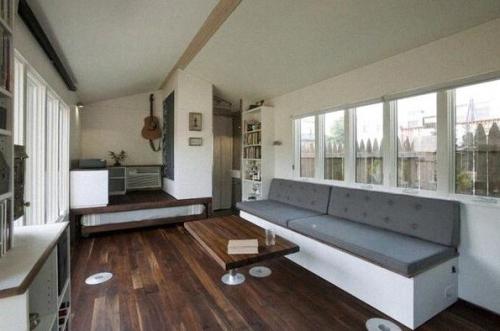 Небольшой дом. В котором есть всё, что нужно. 02