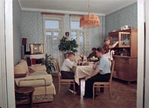 О жизненном.  У нас сейчас идёт ремонт в нашей квартире. 03