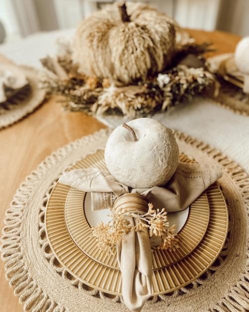 Интерьер в доме играет огромную роль в нашей жизни, влияя на наше настроение и эмоциональное состояние. 04