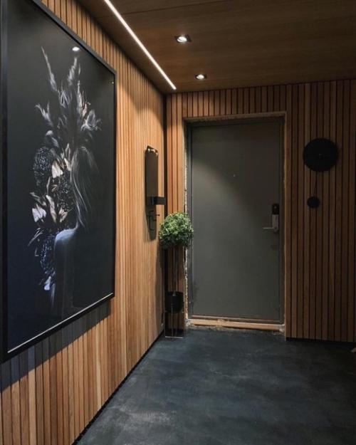 Темный интерьер двухуровневой квартиры. 04