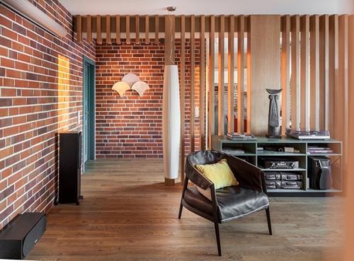 Современный колоритный интерьер кухни и гостиной в квартире в новостройке. 02