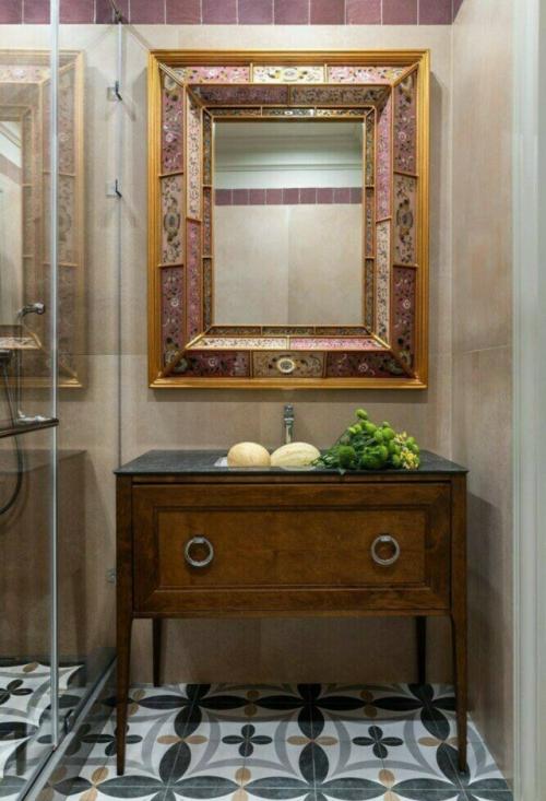 Классический интерьер двухкомнатной квартиры 75 кв. 07