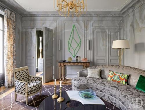 Непрестижная квартира по проекту Жан - Луи денио.