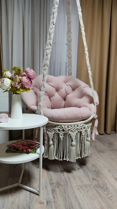 Мой последний проект - кресло - макраме для детской комнаты - уже мчится навстречу своей маленькой хозяйке. 01