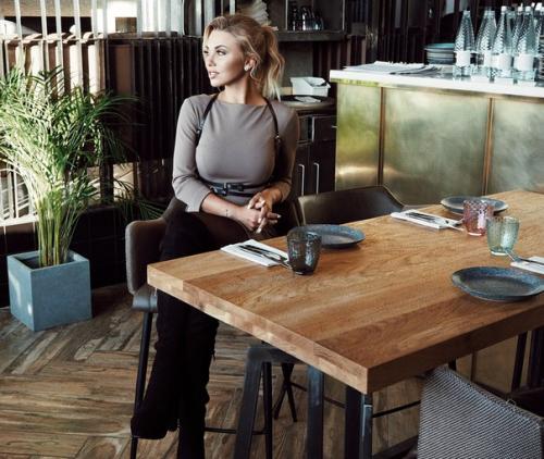 В Дубае по интерьерам в гостиницах и ресторанах нет вопросов, конечно?