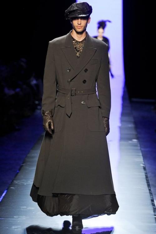 Мужские юбки Жана - поля Готье - вызов привычке и новый язык моды, 1984-1985. 08 Мужские юбки Жана - поля Готье - вызов привычке и новый язык моды, 1984-1985. 08