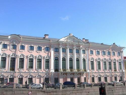 Строгановский дворец. Начало строительства дворца принято считать 1753-1754 периодом строительства строгановского дворца. 01