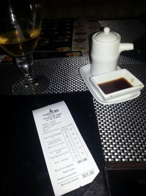 Хочу оставить отзыв о заведении Суши - Сан на площади ганибала. 04