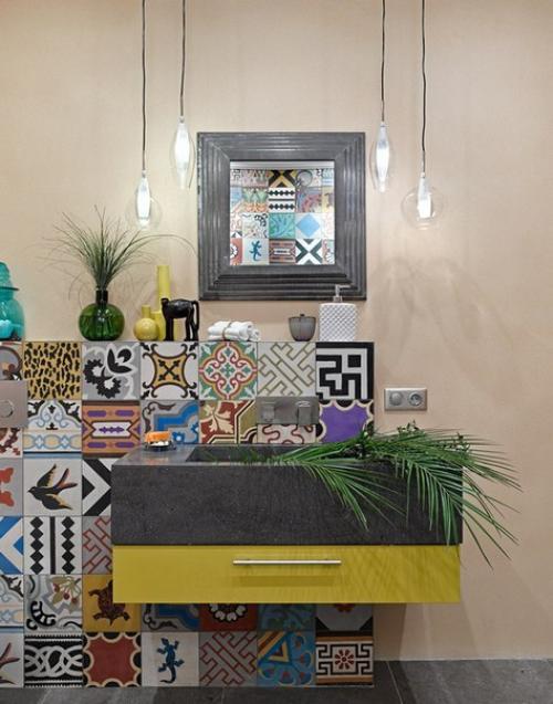 Интерьер квартиры молодой пары, которая любит путешествия, искусство, моду и спорт. 04