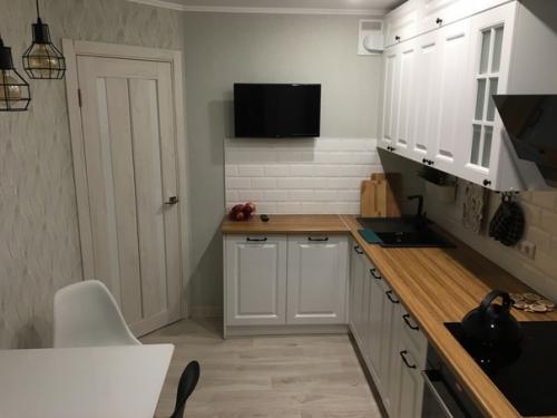 Вот такой ремонт в кухне (9 кв. 03