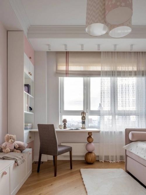 Красивая квартира с компактной кухней и тремя спальнями. 04