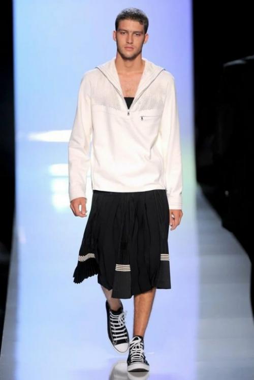 Мужские юбки Жана - поля Готье - вызов привычке и новый язык моды, 1984-1985. 04 Мужские юбки Жана - поля Готье - вызов привычке и новый язык моды, 1984-1985. 04