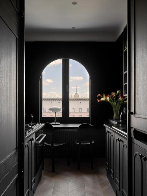 Квартира расположена в сталинском доме между кутузовским проспектом и набережной Тараса шевченко. 04