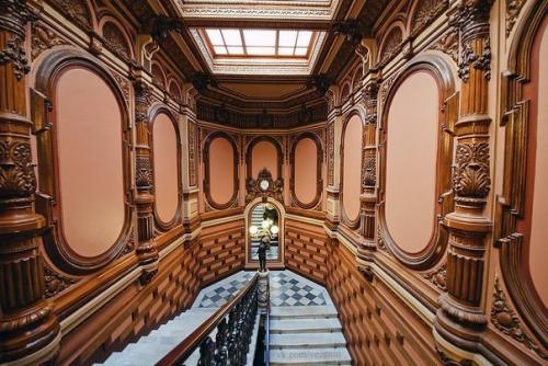 Особняк тайного советника на моховой улице. 03