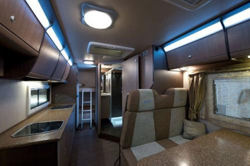 Внедорожный автодом - монстр на базе камаз 4326. 03