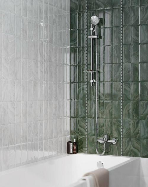 Смеcители для раковины и ванны, а также душевой гарнитур Sonata - отличное решение для интерьера ванной комнаты с ограниченным бюджетом. 01