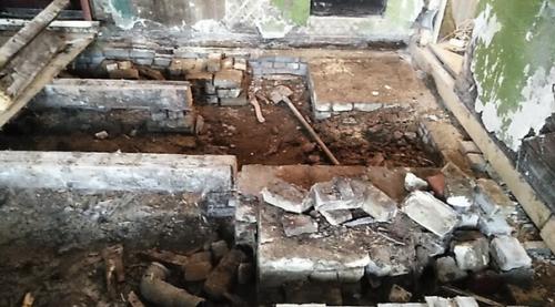 Делали ремонт в просто убитой квартире. 01