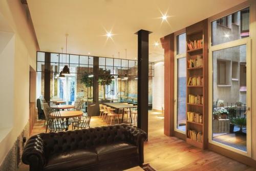 Ресторан Gust в Мадриде, Испания, спроектировала команда архитекторов Zooco Estudio. 06