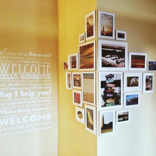 Приятно порой пересматривать альбомы с фотографиями, особенно всей семьёй. 03