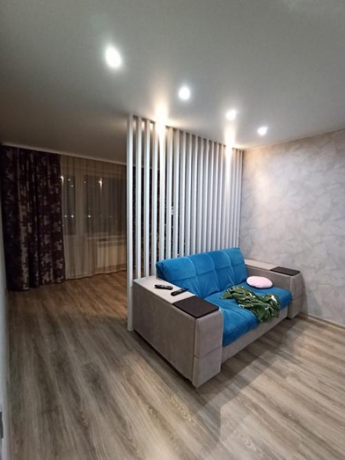 Была стена утеплена стекловатой (угловая квартира), будем снаружи утеплять. 06