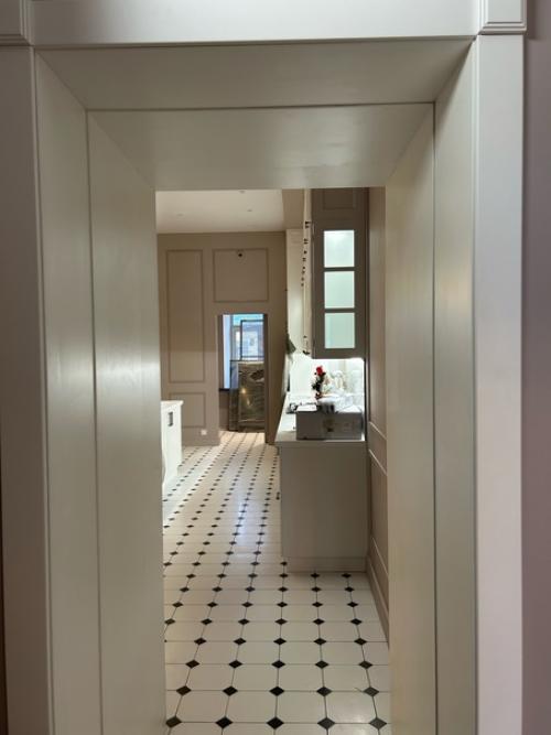 Реализация дизайн - проекта интерьера квартиры в центральном районе. 02