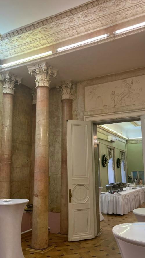 В Москве PR саммит Формула Успеха проходил в уникальном историческом здании, в котором в настоящий момент располагается издание аиф. 02 В Москве PR саммит Формула Успеха проходил в уникальном историческом здании, в котором в настоящий момент располагается издание аиф. 02