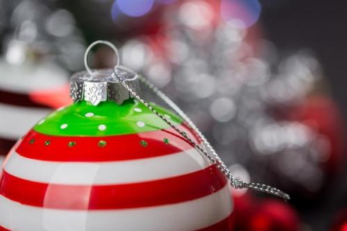 Как загадывать желания под новый год: гадаем на ёлочных шариках. 07