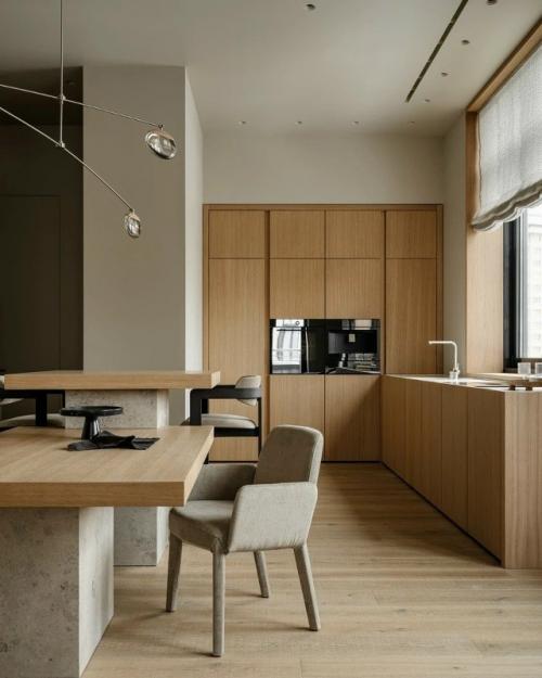 Когда речь заходит об интерьере семейной квартиры, важно учесть и вкусы взрослых, и интересы детей.  