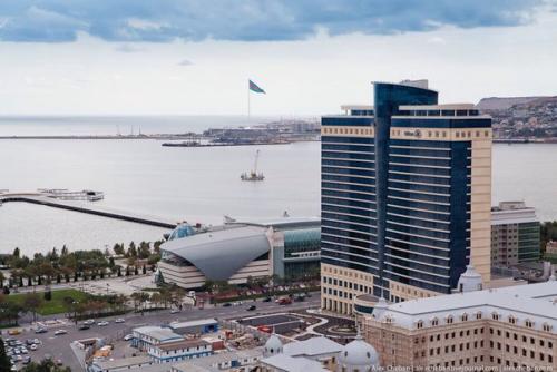 ? 15. Достопримечательностей баку? 08