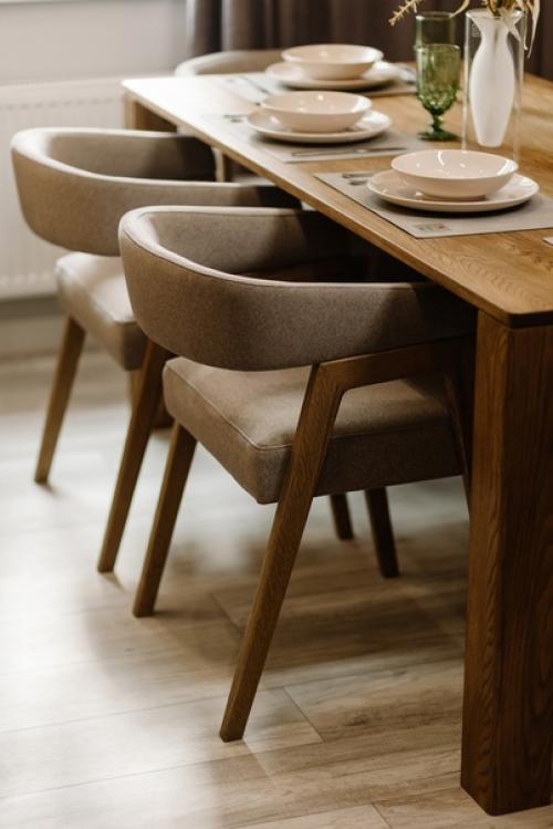 Тёплая, уютная, прекрасная кухня - гостиная в реализованном объекте. 04