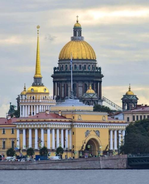 Маршрут по ключевым достопримечательностям Петербурга на 1 день. 08