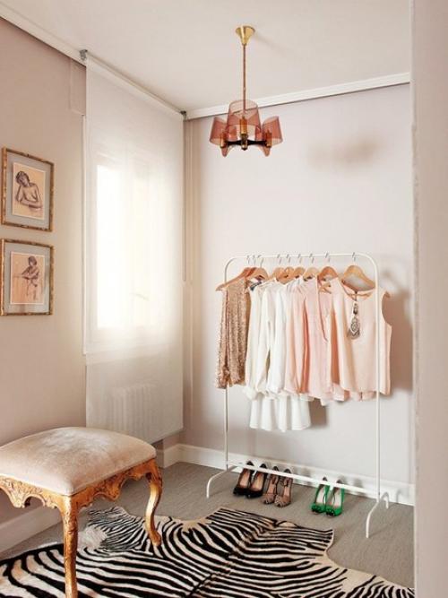 Яркий, игривый и гламурный интерьер квартиры, над которым работала испанская студия дизайна интерьеров - Living Pink. 08