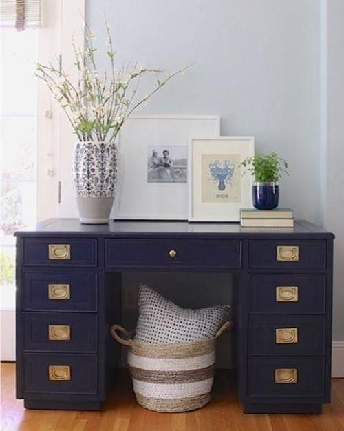 Роскошный и интригующий синий цвет в интерьере. 03