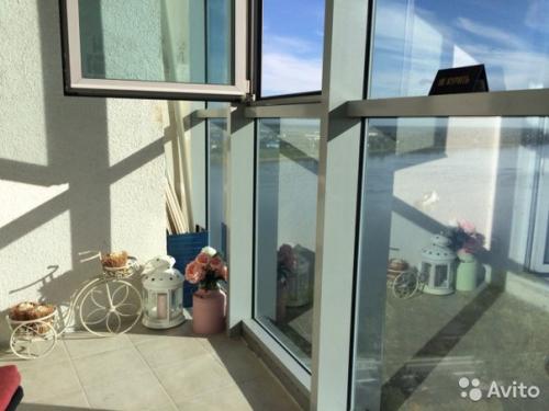 Этот интерьер очень женский, даже девичий. 09