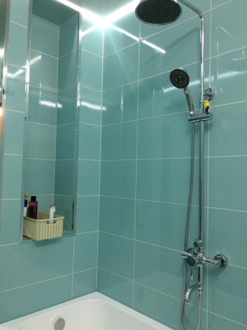 Работаю хирургом, такой сделала дизайн ванной комнаты. 02