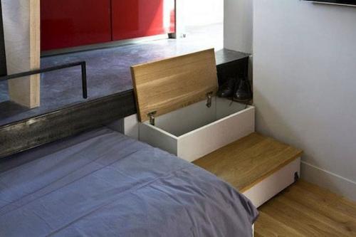 Можно ли жить в пространстве в 12 кв. 02