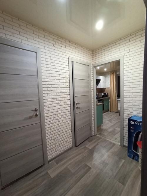 Была стена утеплена стекловатой (угловая квартира), будем снаружи утеплять. 07