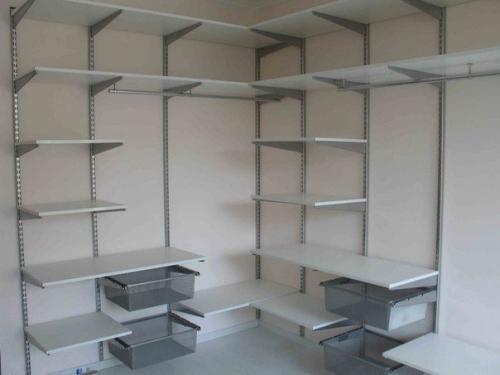 Конструкции стеллажей: 5 функциональных моделей для наполнения шкафа купе и обустройства гардеробной системы. 01