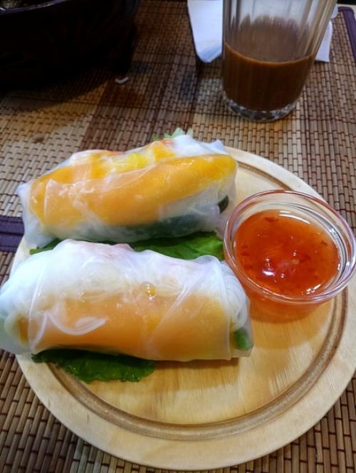 Здравствуйте.  Отзыв будет для членов общества огнеедов, каковым являюсь и я, а именно о кафе Vietnam. 03