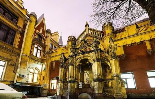 Дом кельха или пристанище юристов. 04