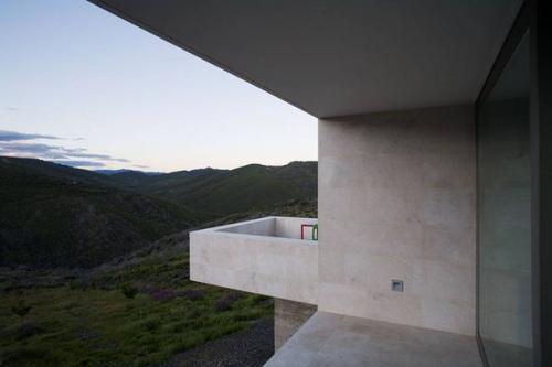 Torremocha дель харама от студии Otto Medem de la Torriente. 04