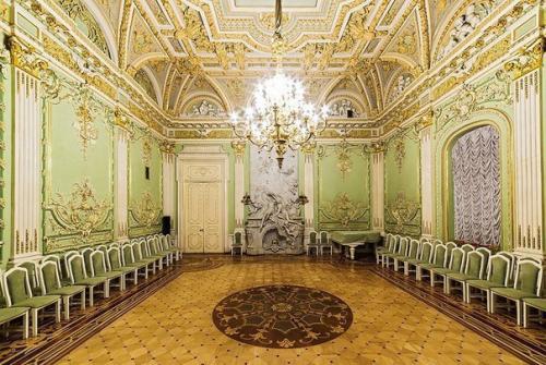 Дом кельха или пристанище юристов. 07