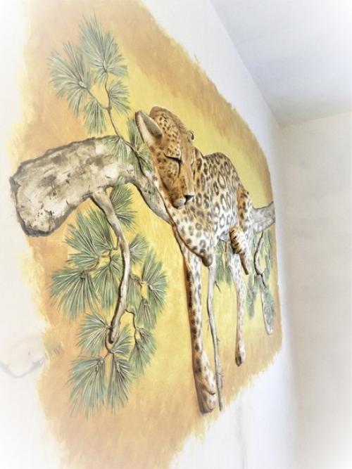 Барельеф Спящий Леопард. 03