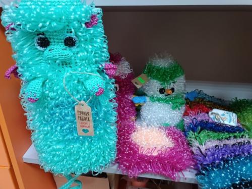 Мочалки ручной работы - это удивительные изделия, созданные с любовью и творчеством они отличаются своей уникальностью и оригинальным дизайном. 02