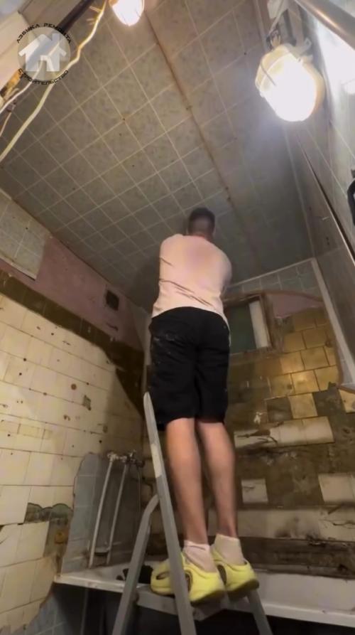 Парень решил превратить свою ванную в настоящую элитную зону. 03