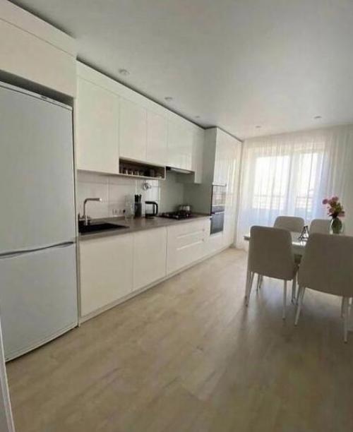 Интерьер в светлых оттенках. 02